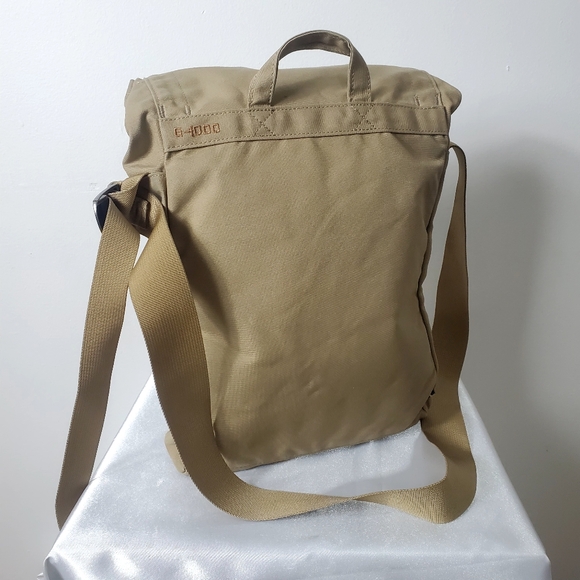 Fjallraven Crossbody Messenger Bag - Picture 4 of 14